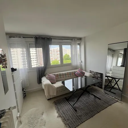 Apartment Cosy 2 Pièces à 12, Idéal Couple Ou Pro *